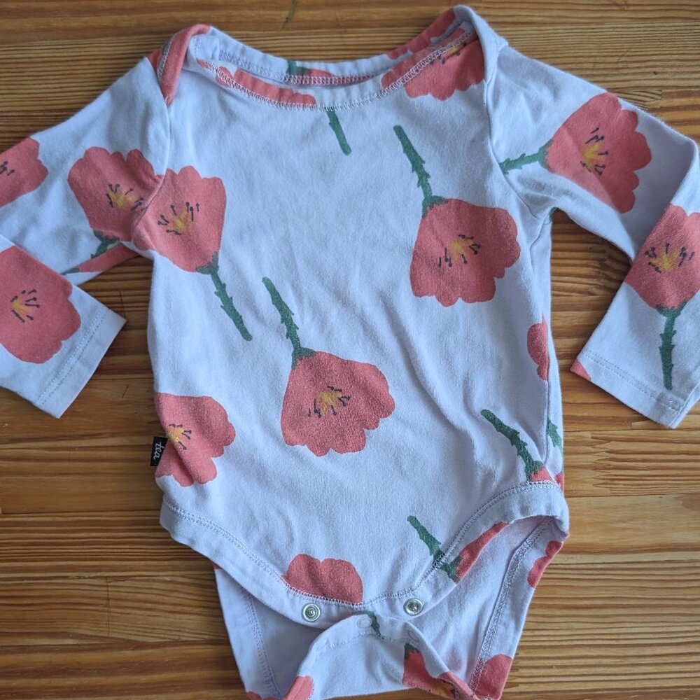 Tea Collection Baby Bodysuit in Lilac Floral